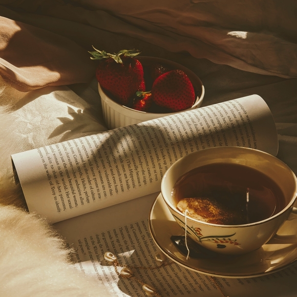 Meet your Posher, Nina - Picture 3 of 4